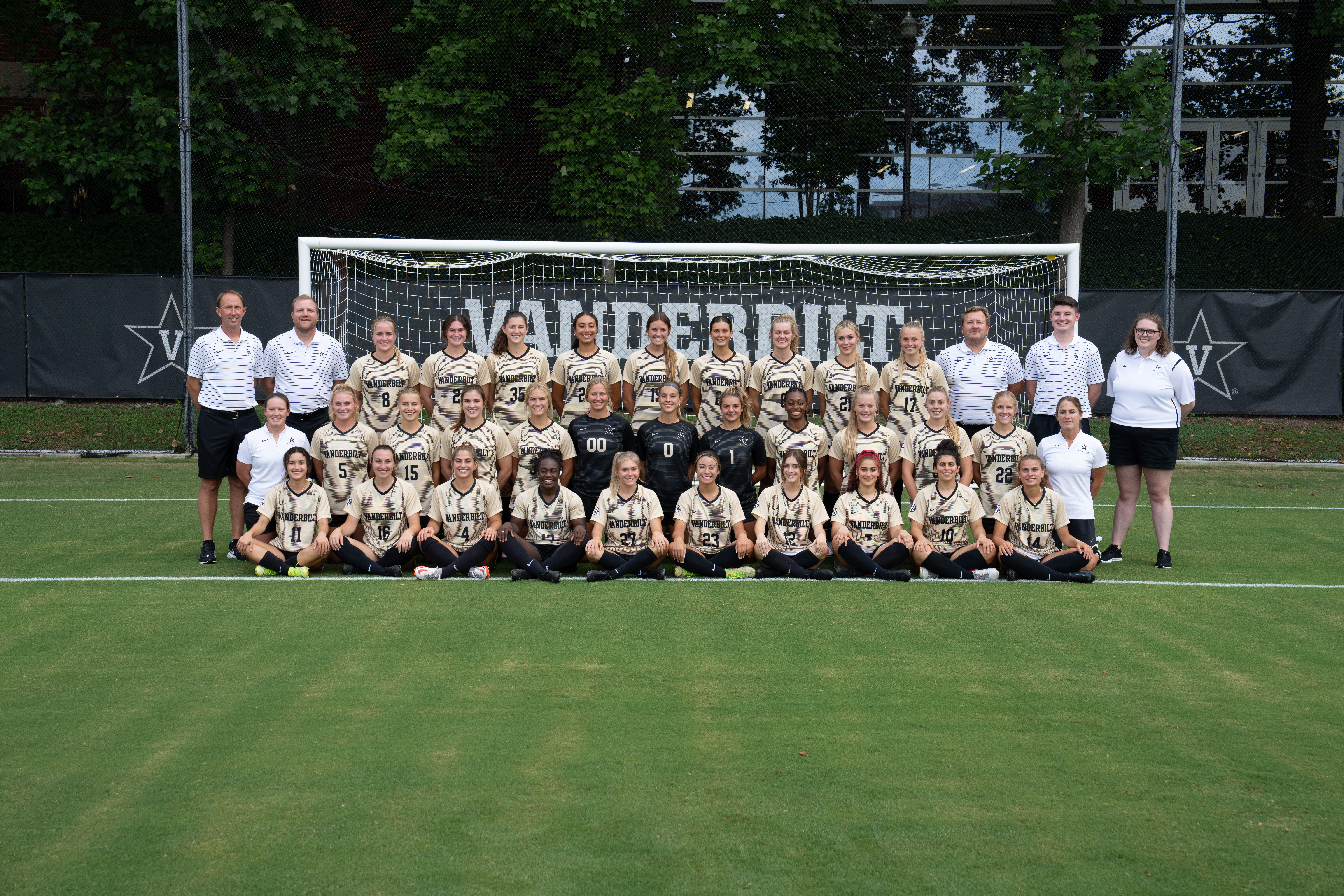 image of wmn soccer 2021